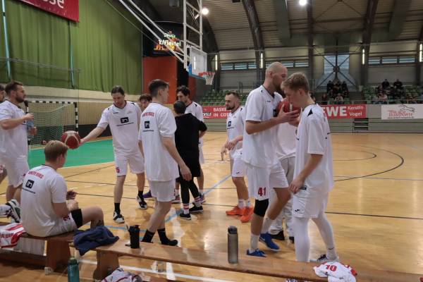 RedHawks entwischen den Devils