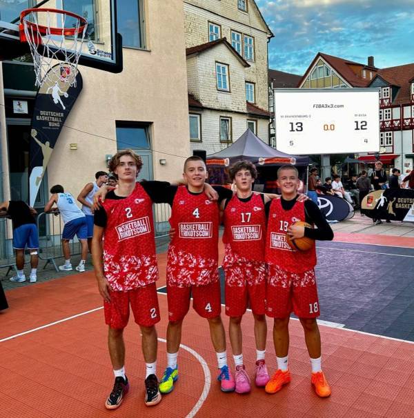 Basti und Marc als Auswahlspieler beim 3x3 Turnier